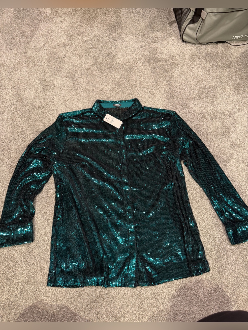 EXPRESS Green Sequin Long Sleeve button party/celebration Top so much fun! HTF